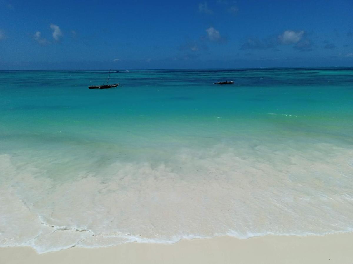 Beachfront Villa Ladha Ya Zanzibar Jambiani  Eksteriør billede
