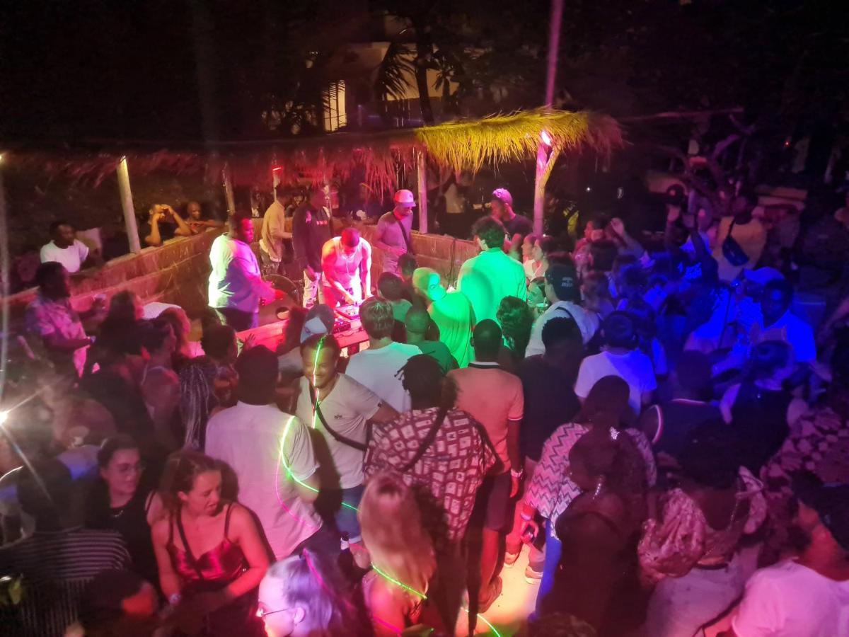 Beachfront Villa Ladha Ya Zanzibar Jambiani  Eksteriør billede