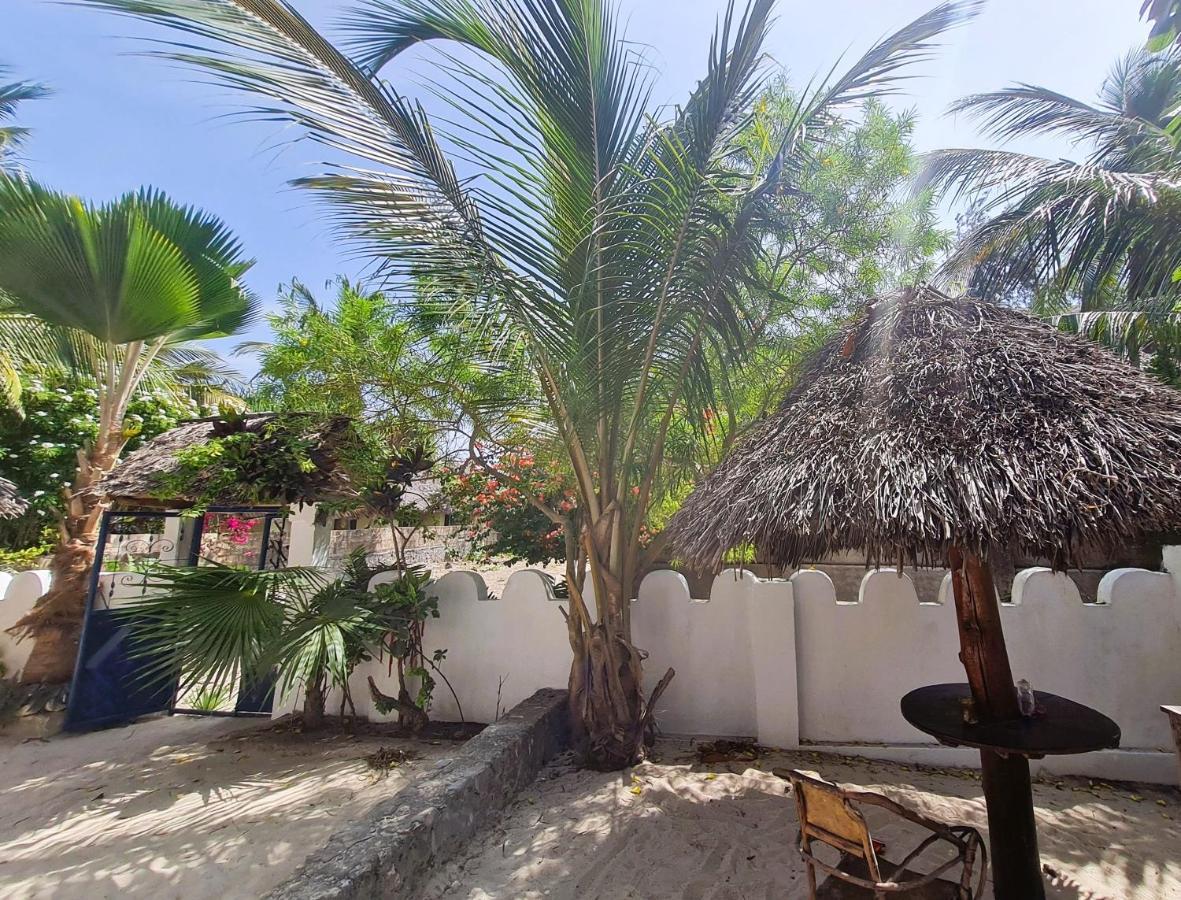 Beachfront Villa Ladha Ya Zanzibar Jambiani  Eksteriør billede