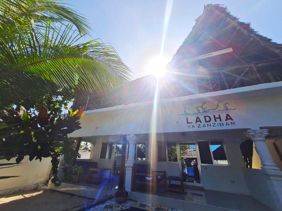 Beachfront Villa Ladha Ya Zanzibar Jambiani  Eksteriør billede