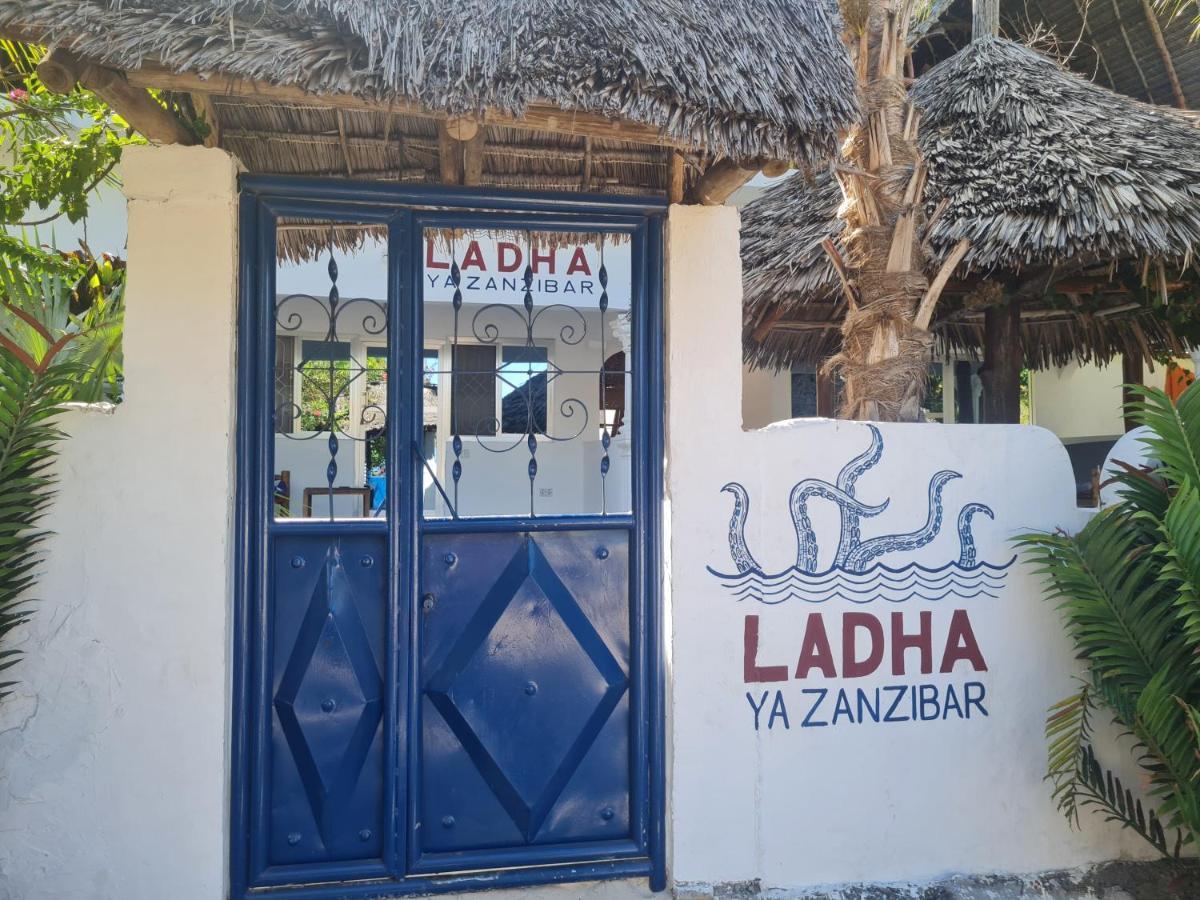 Beachfront Villa Ladha Ya Zanzibar Jambiani  Eksteriør billede