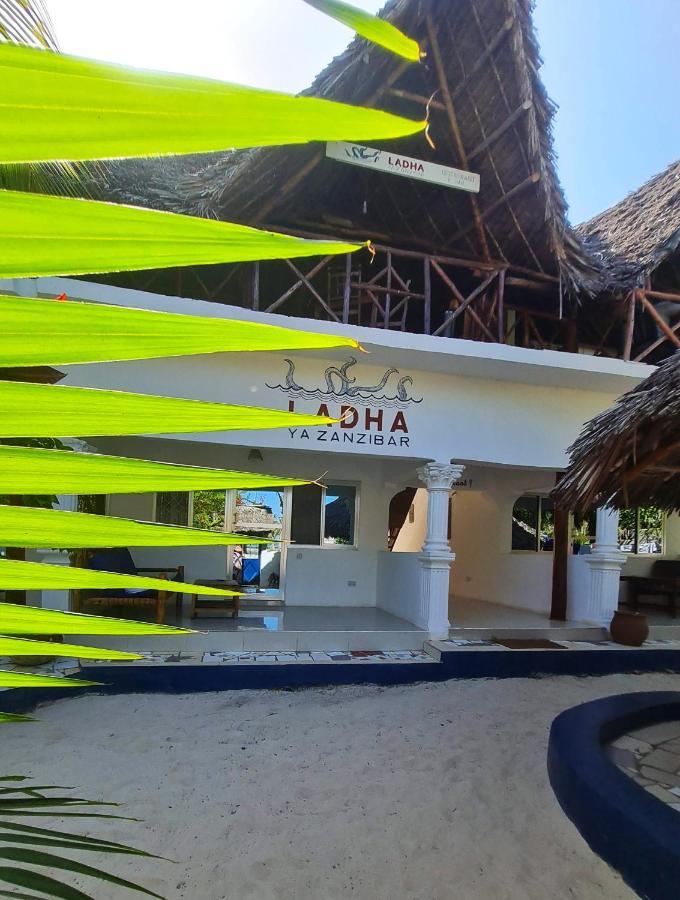Beachfront Villa Ladha Ya Zanzibar Jambiani  Eksteriør billede