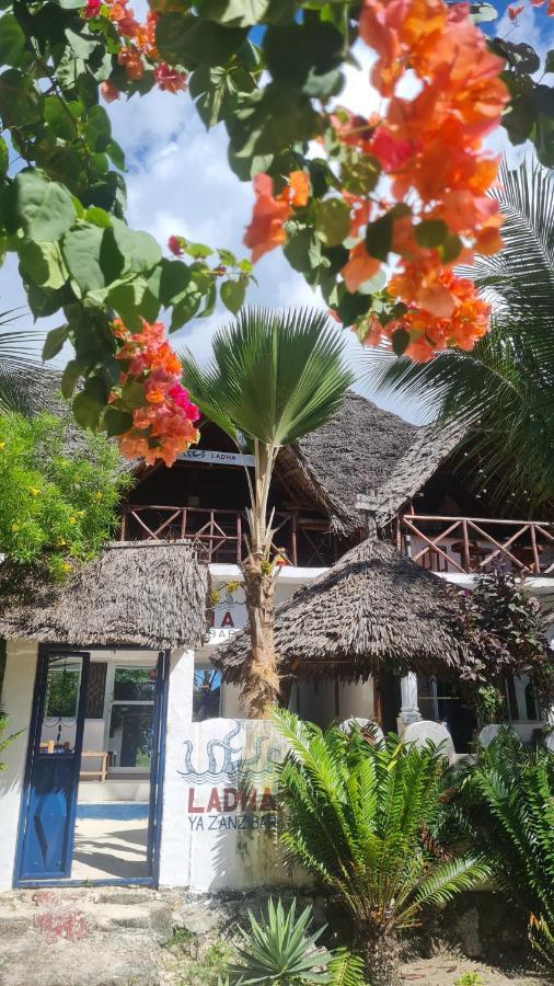 Beachfront Villa Ladha Ya Zanzibar Jambiani  Eksteriør billede